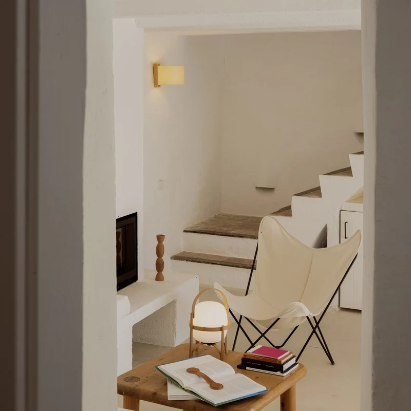 Santa & Cole TMM Corto Wall Lamp