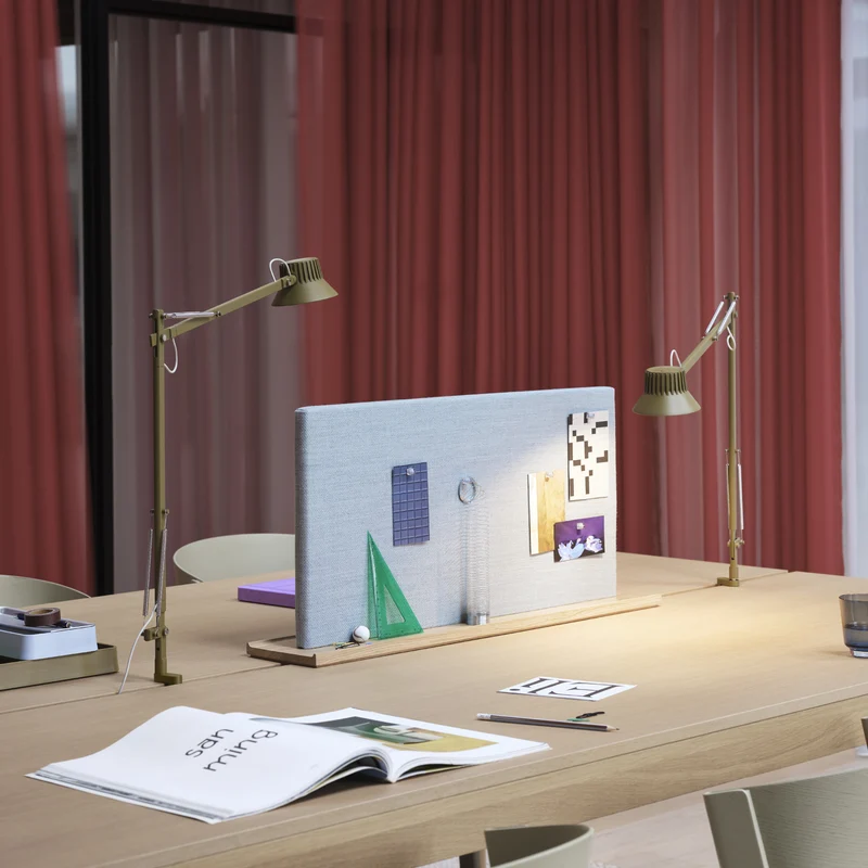 Muuto Dedicate Desk Lamp