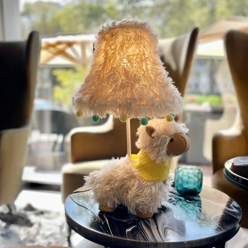 Happy Lamps Alma Table Lamp