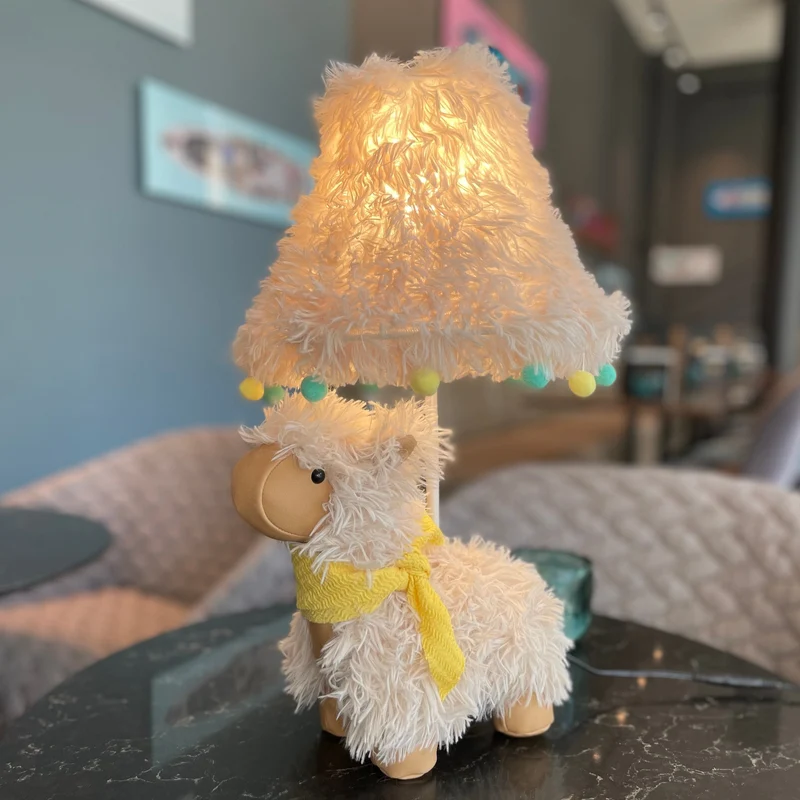 Happy Lamps Alma Table Lamp