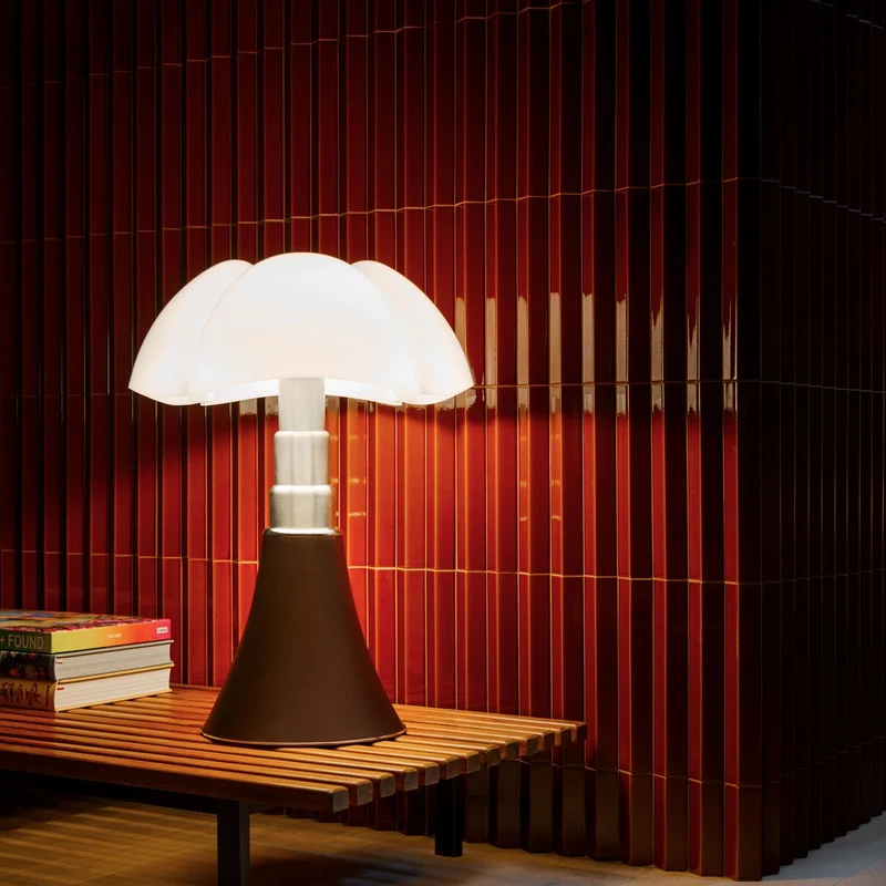 Martinelli Luce Pipistrello 620 LED Table Lamp