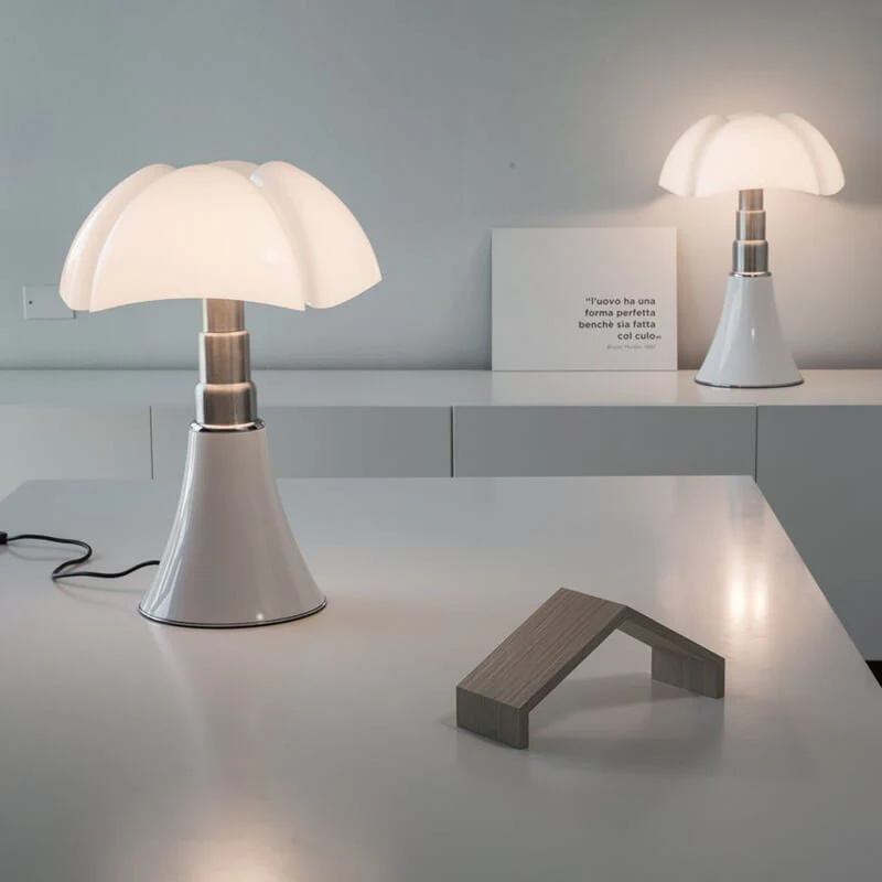 Martinelli Luce Pipistrello 620 LED Table Lamp