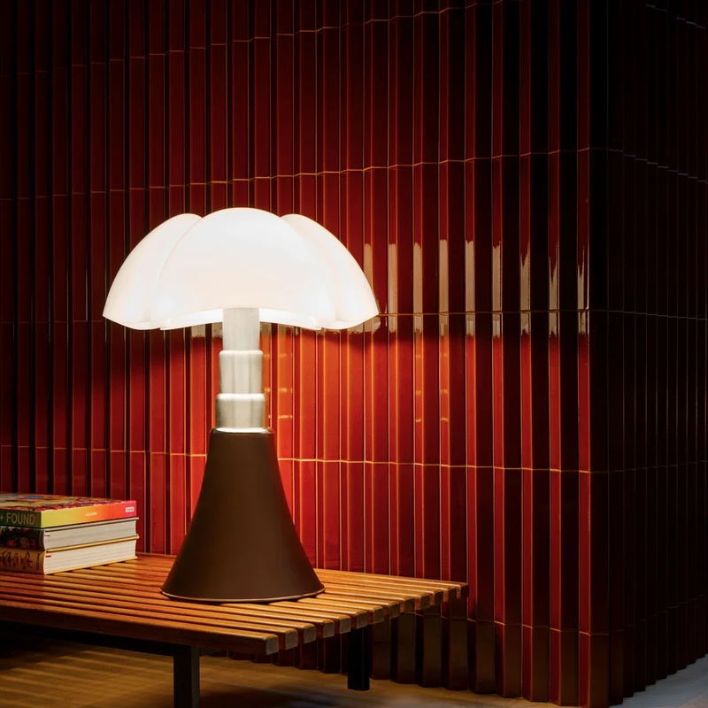 Martinelli Luce Pipistrello 620 Table Lamp