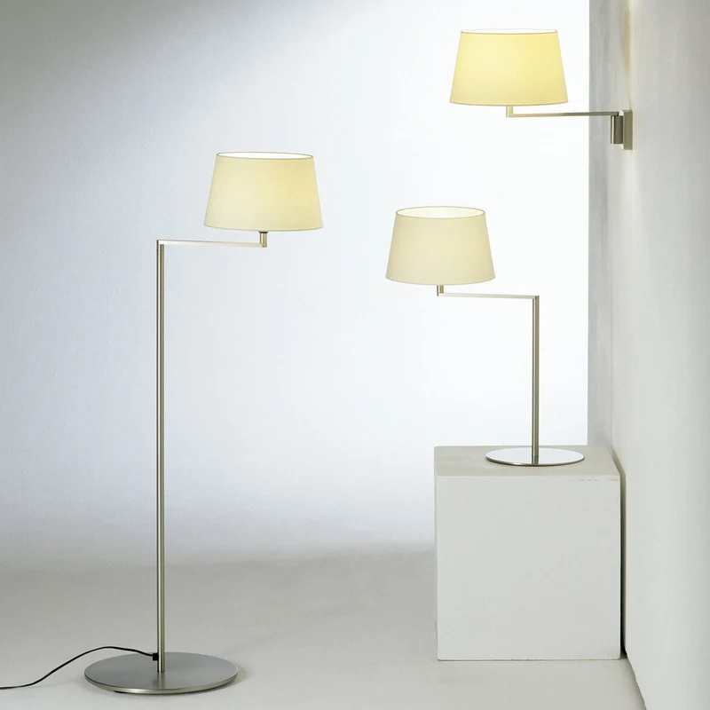 Santa & Cole Americana Wall Lamp