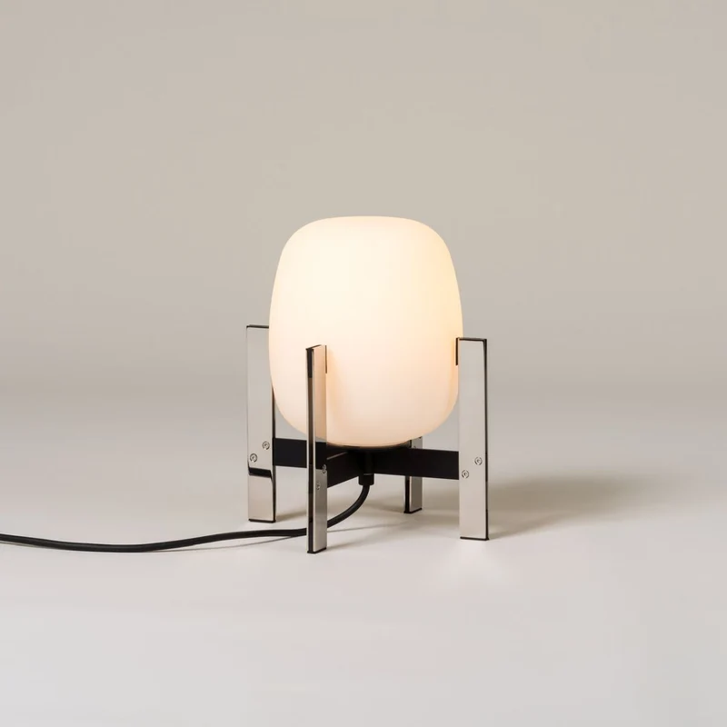 Santa & Cole Cestita Metálica Table Lamp