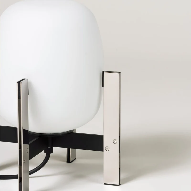 Santa & Cole Cestita Metálica Table Lamp