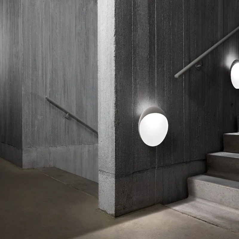 Louis Poulsen Flindt Outdoor Wall Lamp