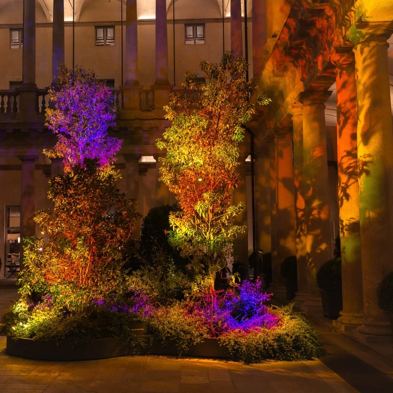 Halo Edition Halo Giga Outdoor Floor Lamp