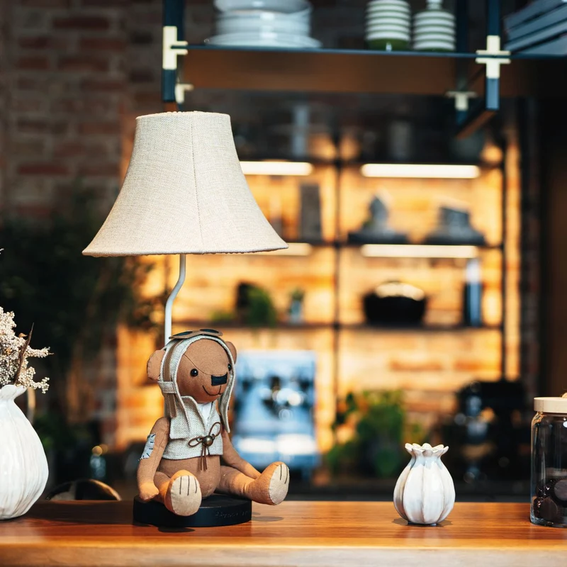 Happy Lamps Charles Table Lamp