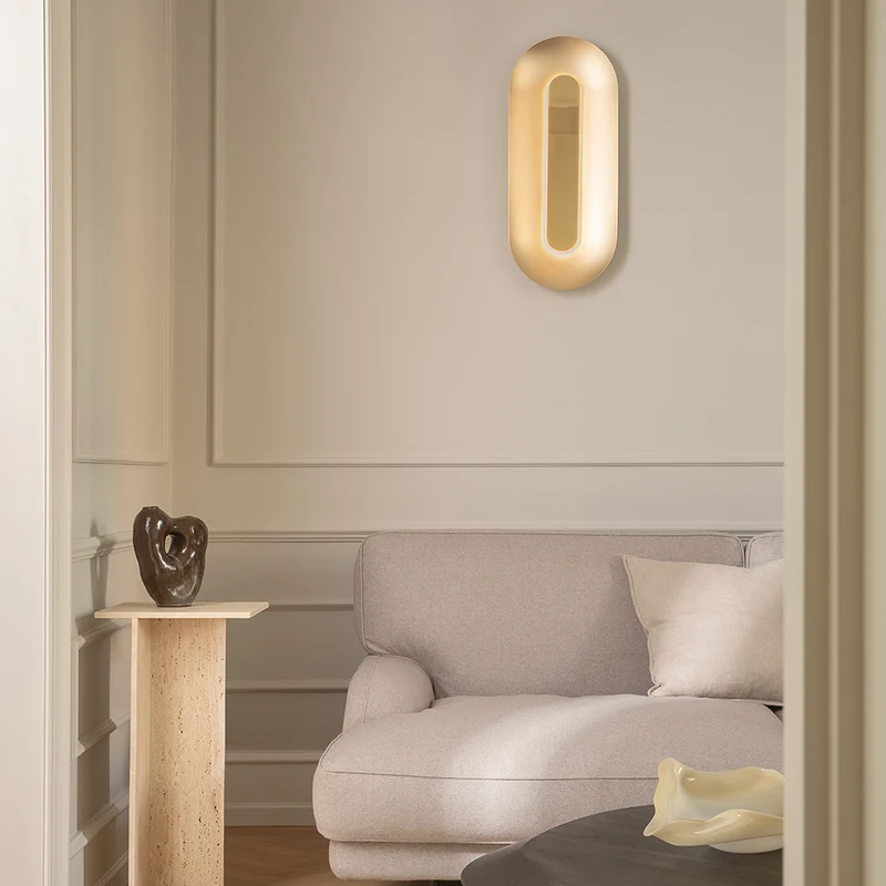 Nuura Sasi Wall Lamp