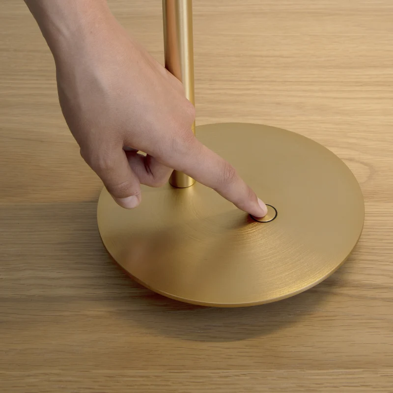 Umage Omni Table Lamp