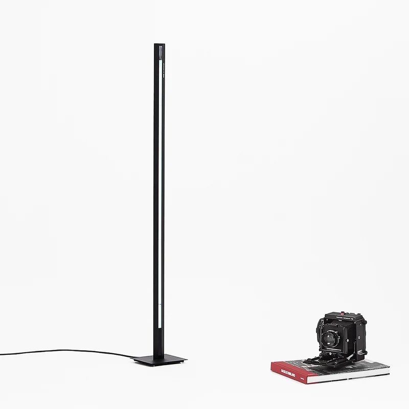 Halo Edition Line Floor Lamp