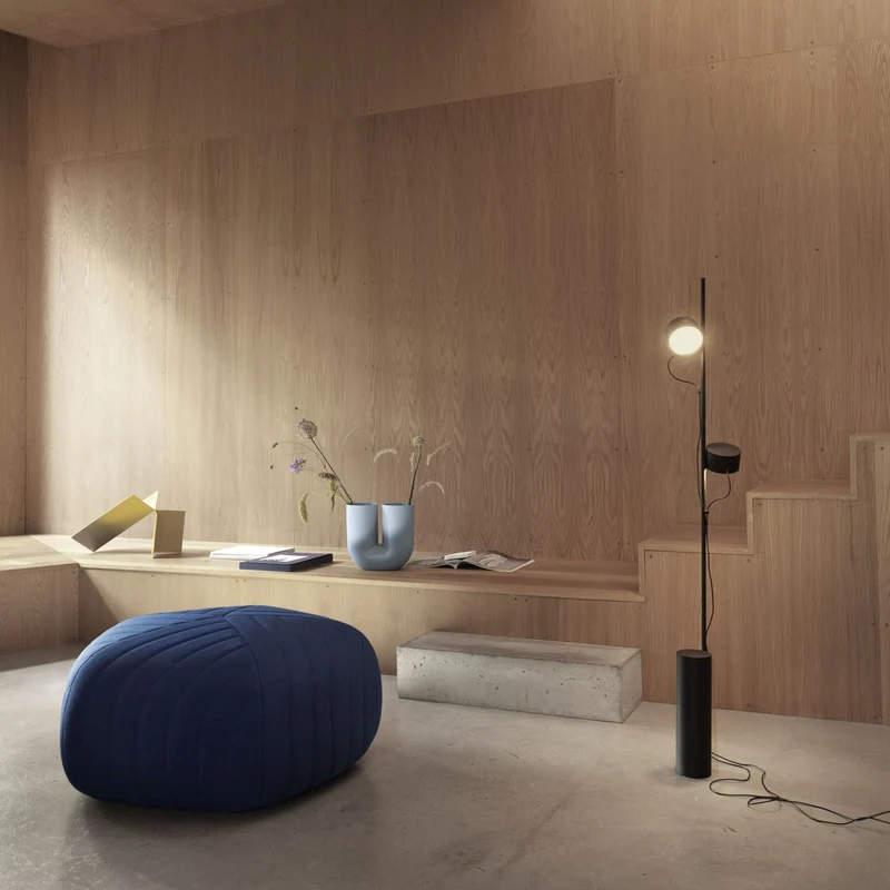 Muuto Post Floor Lamp