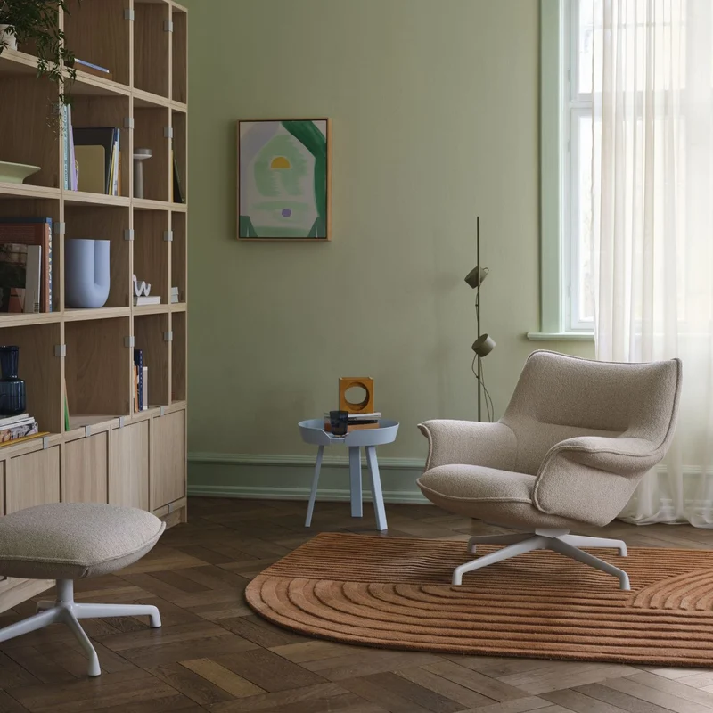Muuto Post Floor Lamp
