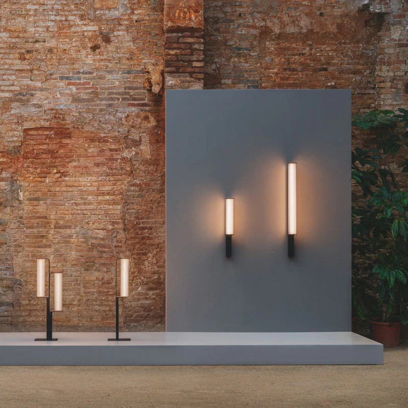 Vibia Class Outdoor Wall Lamp