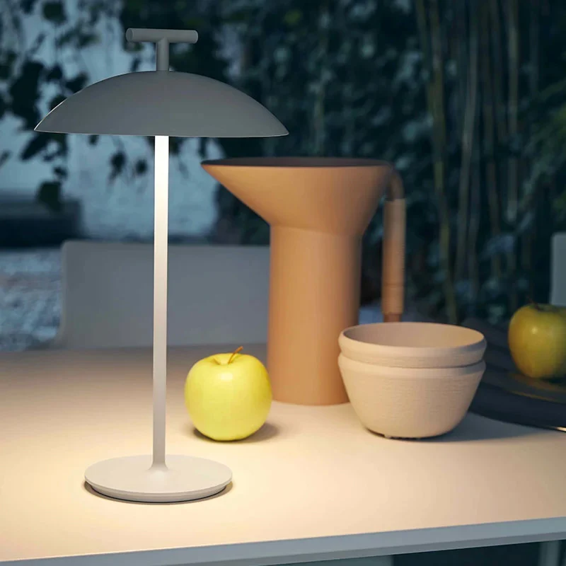 Kartell Mini Geen-A Table Lamp
