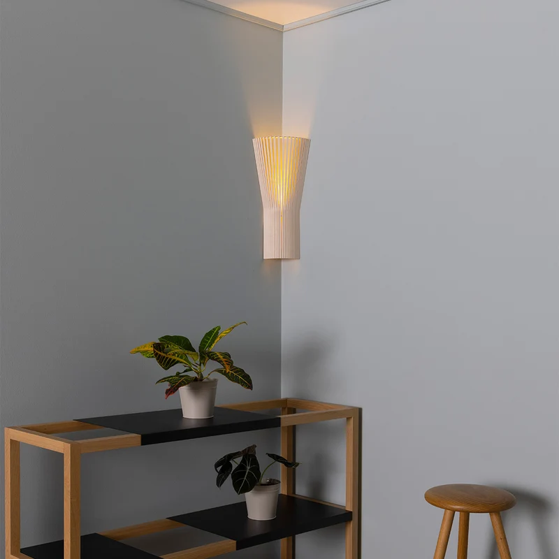 Secto Design Small 4237 Corner lamp