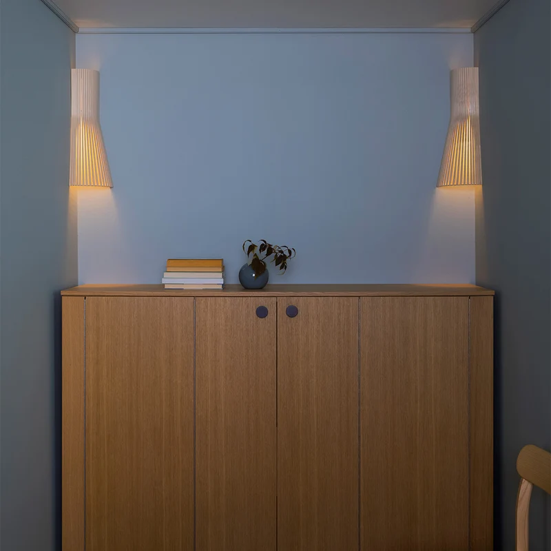 Secto Design Small 4237 Corner lamp