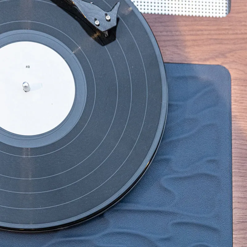 La Boite concept LX Turntable and speaker Supakitch