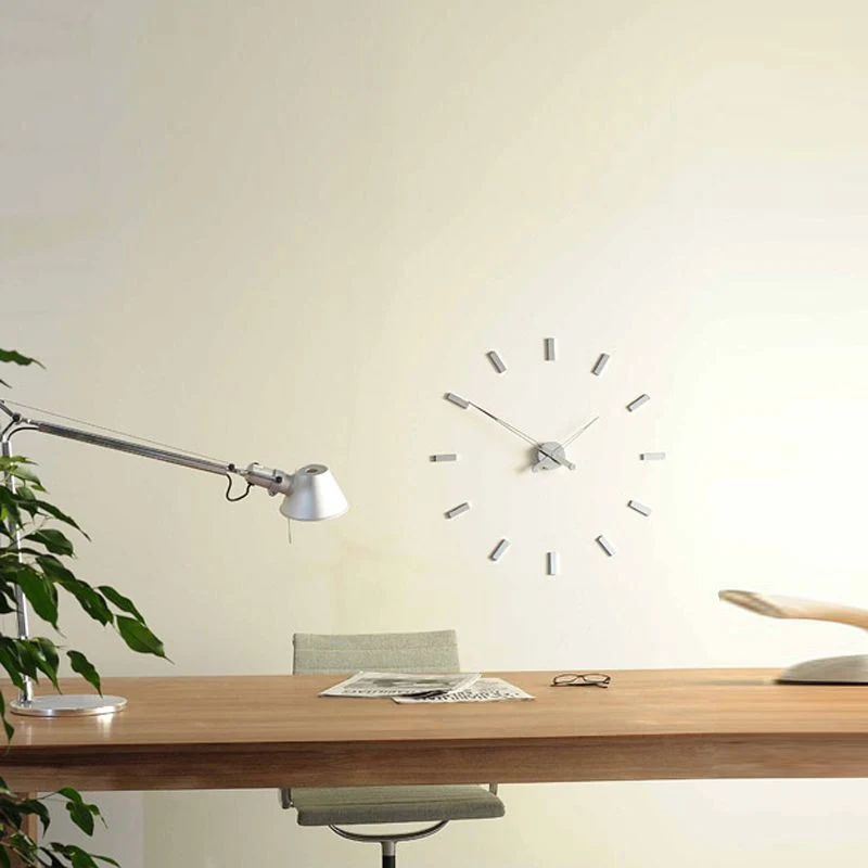 Nomon Tacón i Wall Clock