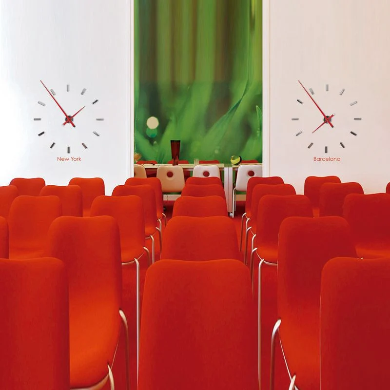 Nomon Tacón i Wall Clock
