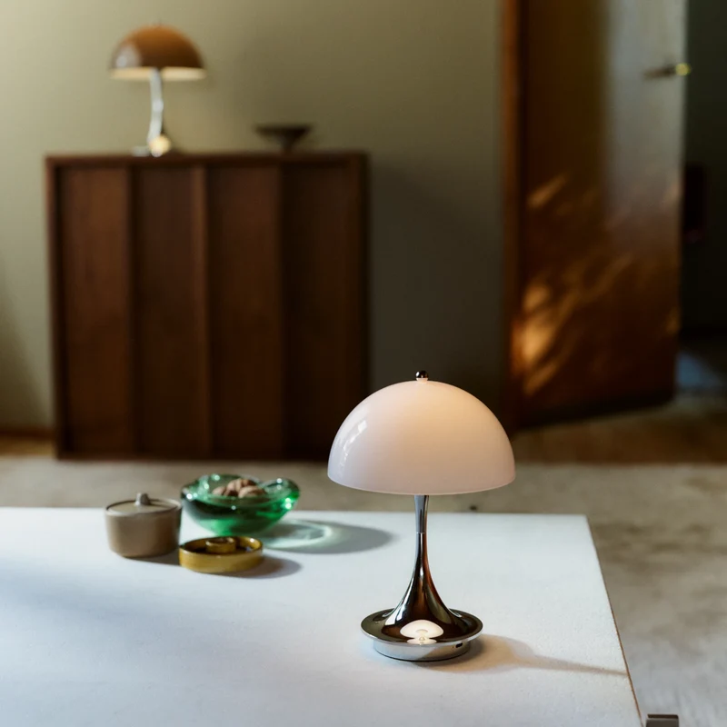 Louis Poulsen Panthella 160 Portable Lamp V3
