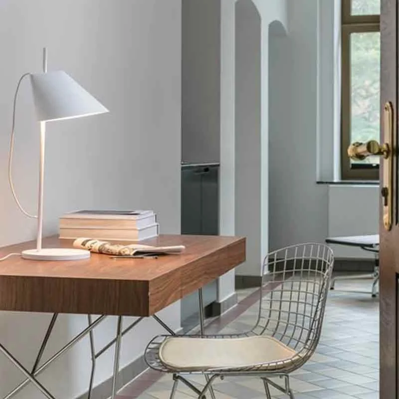 Louis Poulsen Yuh Table Lamp