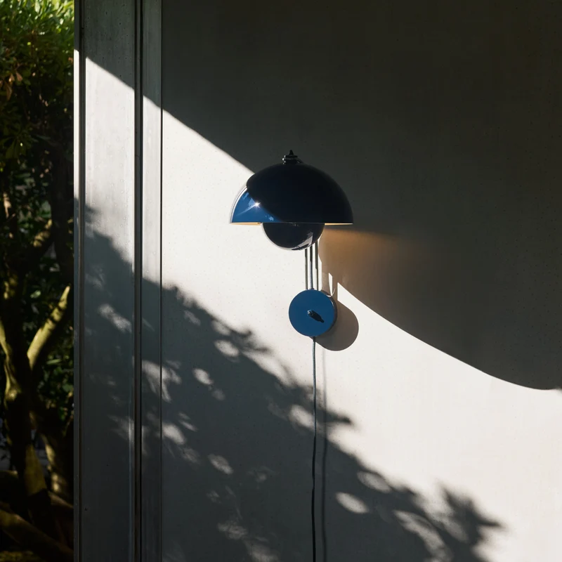 &Tradition Flowerpot VP8 Wall Lamp