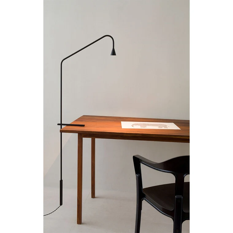 Trizo21 Austere Table Lamp