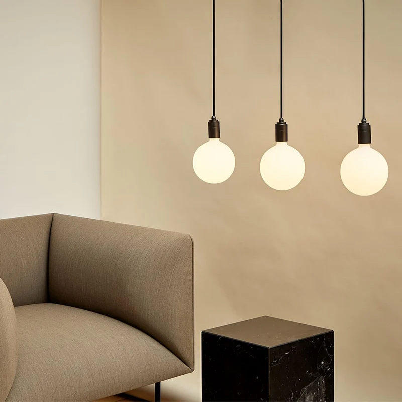 Tala Sphere IV E27 G150 Matte White - 680lm 2000K to 2800K - Dim to warm