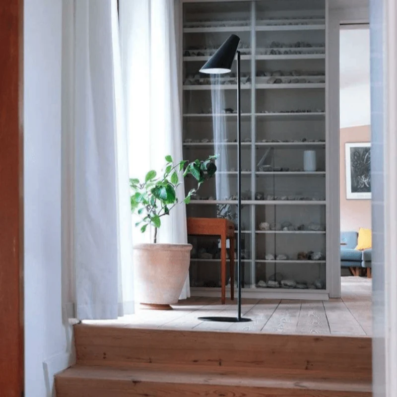 Lampadaire Noir Metal