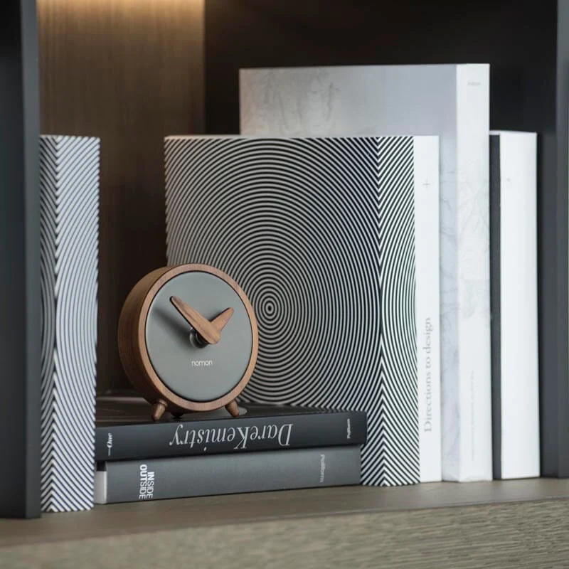 Nomon Atomo Sobremesa Clock