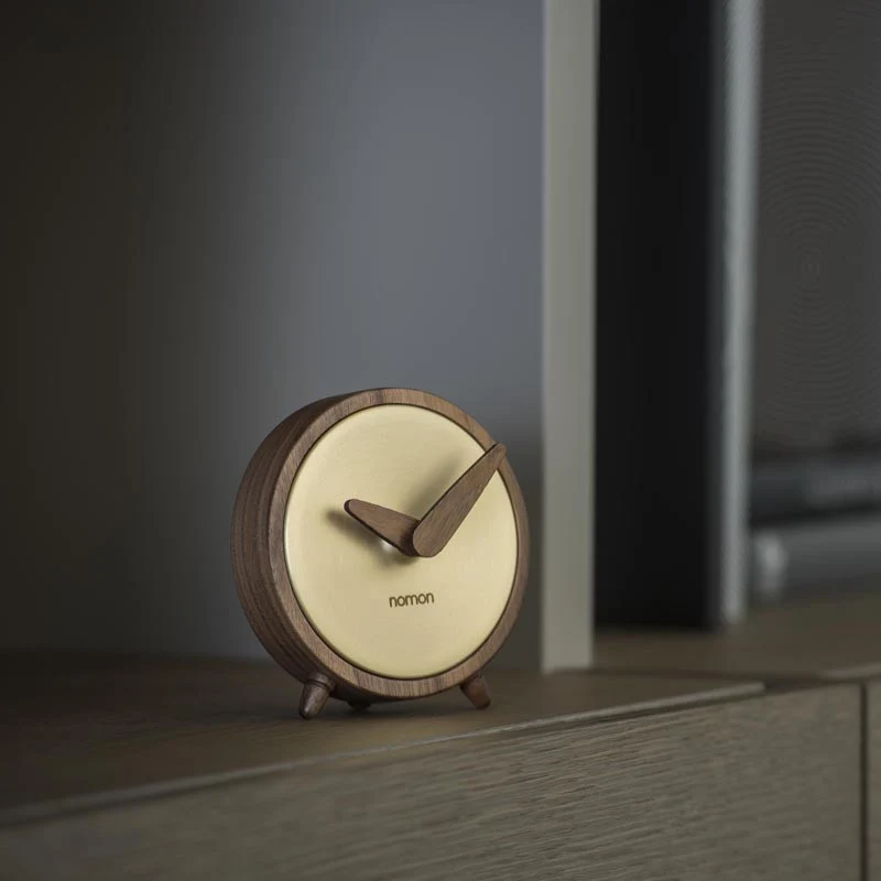Nomon Atomo Sobremesa Clock