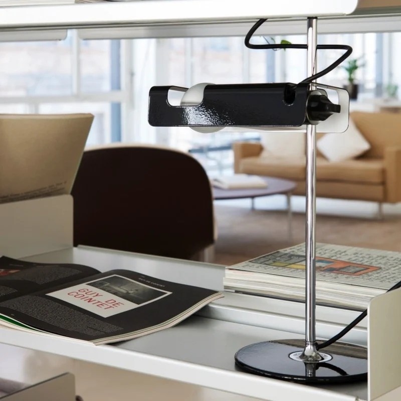 Oluce Spider Table Lamp