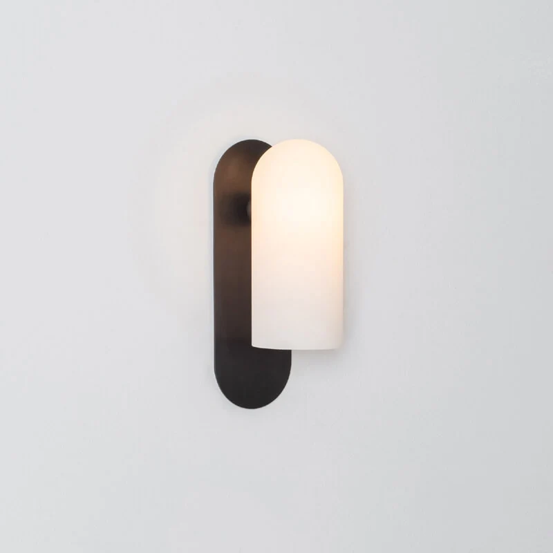 Schwung Odyssey Medium Sconce Wall Lamp
