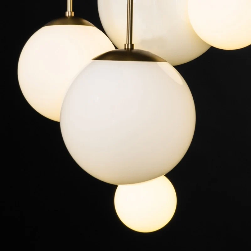 Schwung Globe Single Pendant Lamp