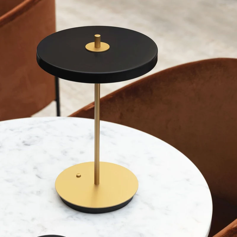 Umage Asteria Move Portable Lamp