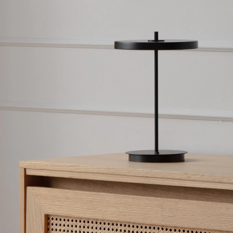 Umage Asteria Move Portable Lamp