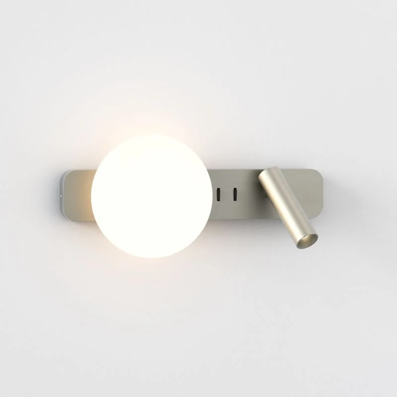 Astro Zeppo Reader Wall Lamp
