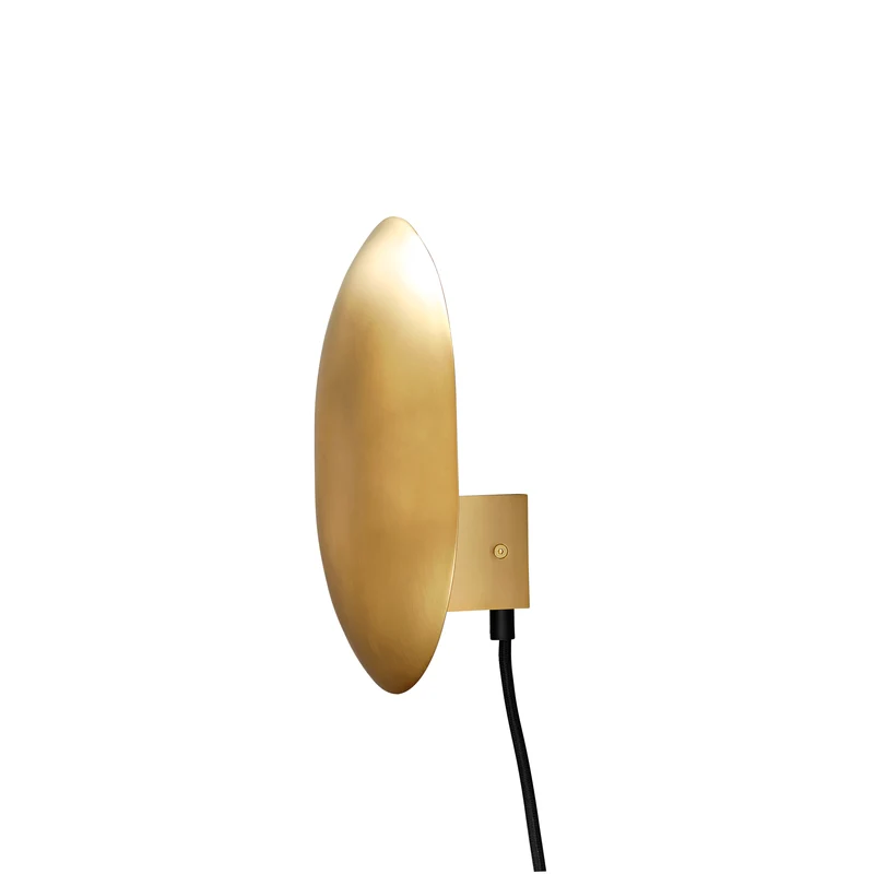101 Copenhagen Clam Wall Lamp