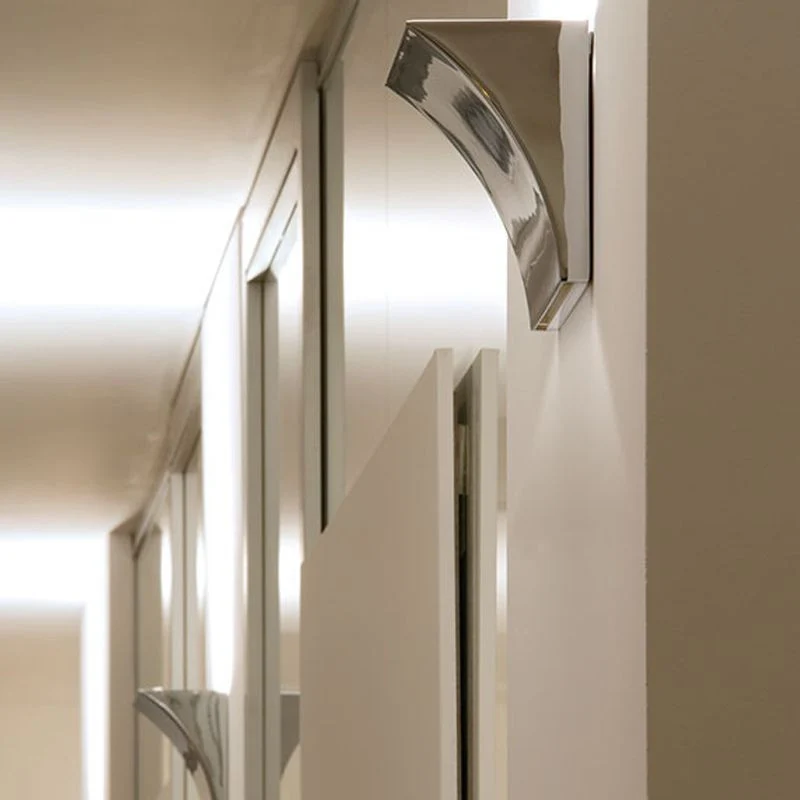 Flos Pochette LED Wall Lamp