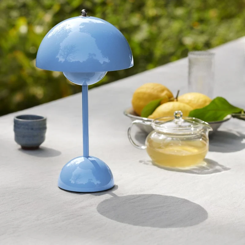 &Tradition Flowerpot VP9 Portable Lamp