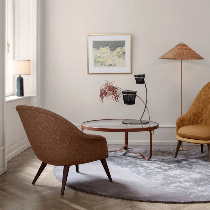 Gubi Gravity Table Lamp