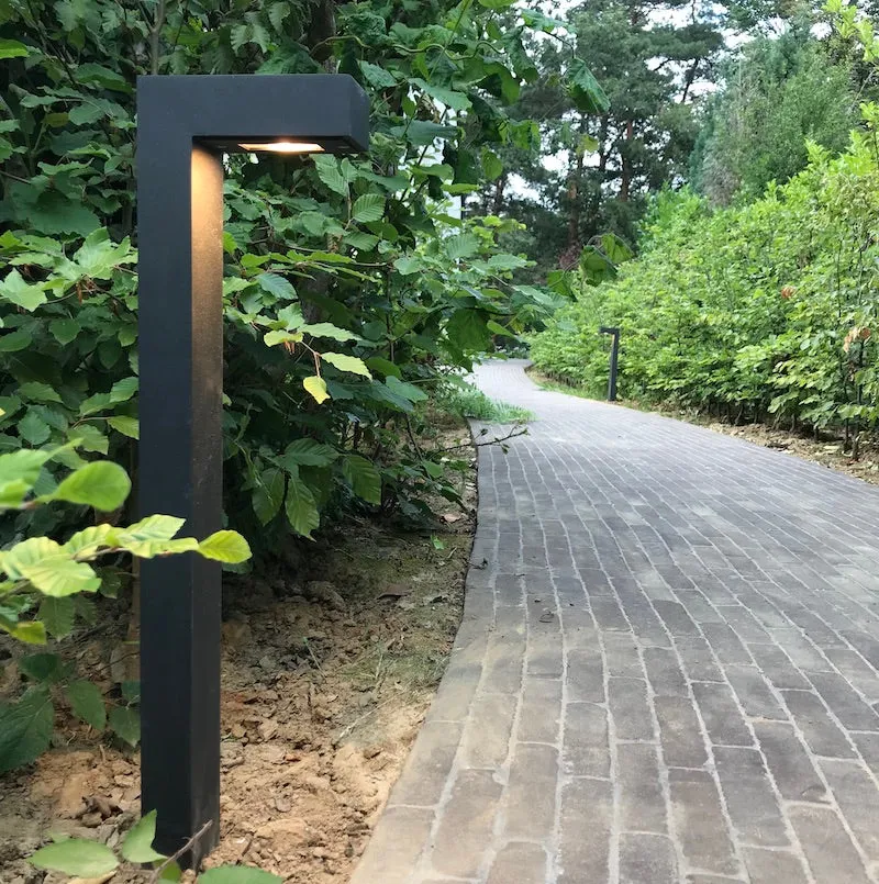 Bel Lighting Indy Bollard LED