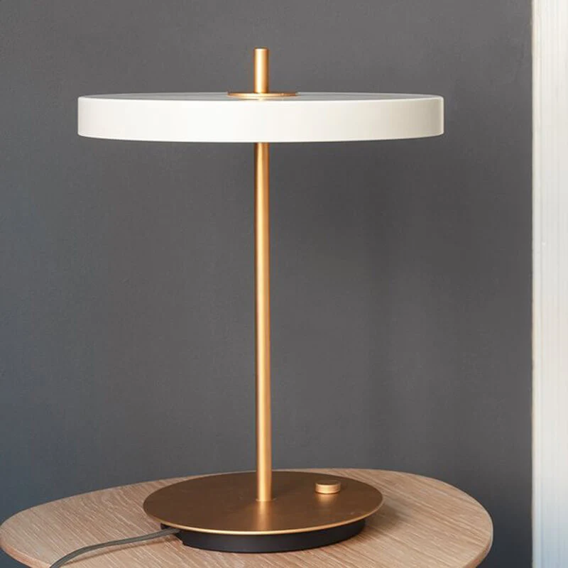 Umage Asteria Table Lamp