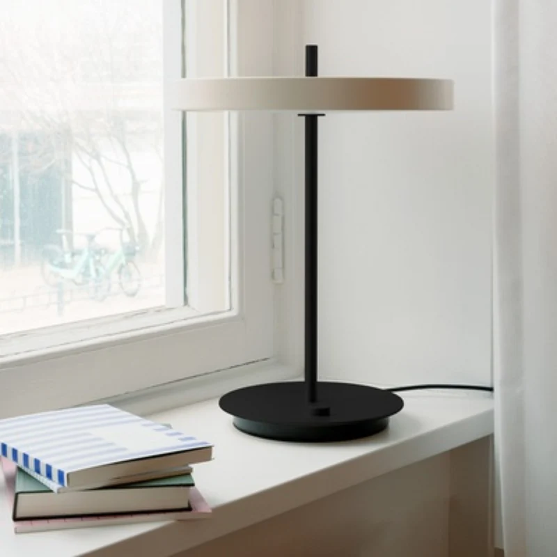 Umage Asteria Table Lamp