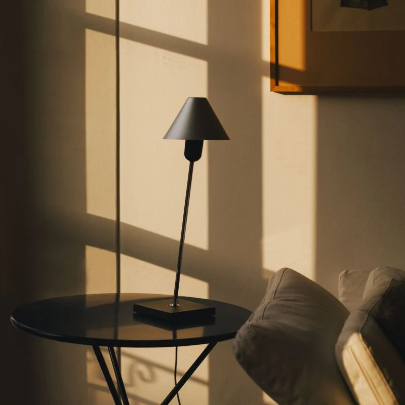 Santa & Cole Gira Table Lamp