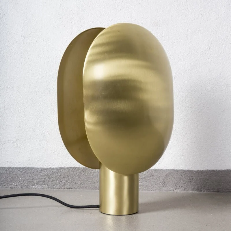 101 Copenhagen Clam Table Lamp