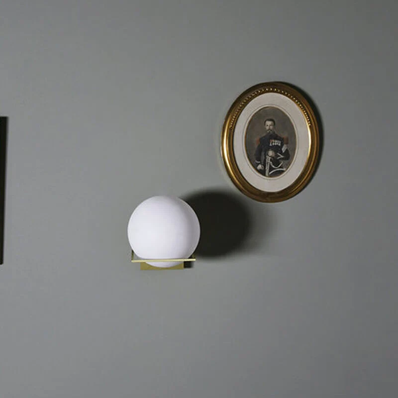 Eno Studio Gin Wall Lamp
