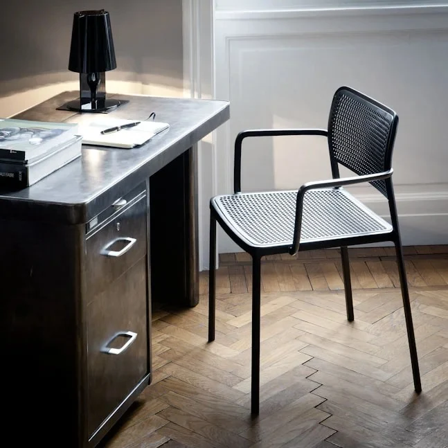 Kartell Take Table Lamp